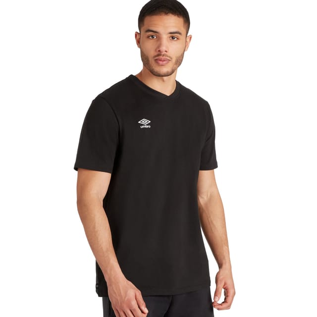 Umbro Umbro Men's Club Leisure T-Shirt in Black - 3