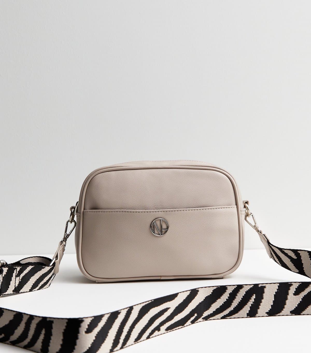 New Look Grey Leather-Look Webbed Cross Body Bag Vegan New Look