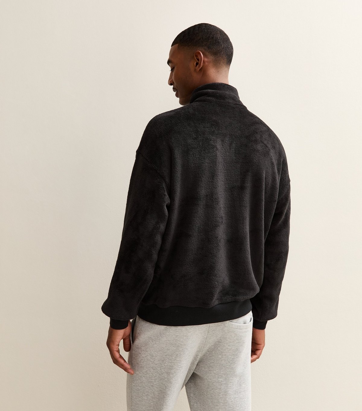 New Look Men's Black Regular Fit Quarter Zip Fluffy Funnel Neck Sweatshirt New Look - 4