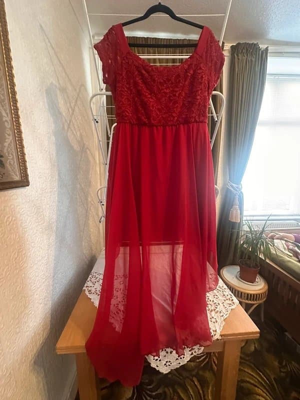 Quiz Quiz red lace chiffon occasion dress size 20 elegant high low hem