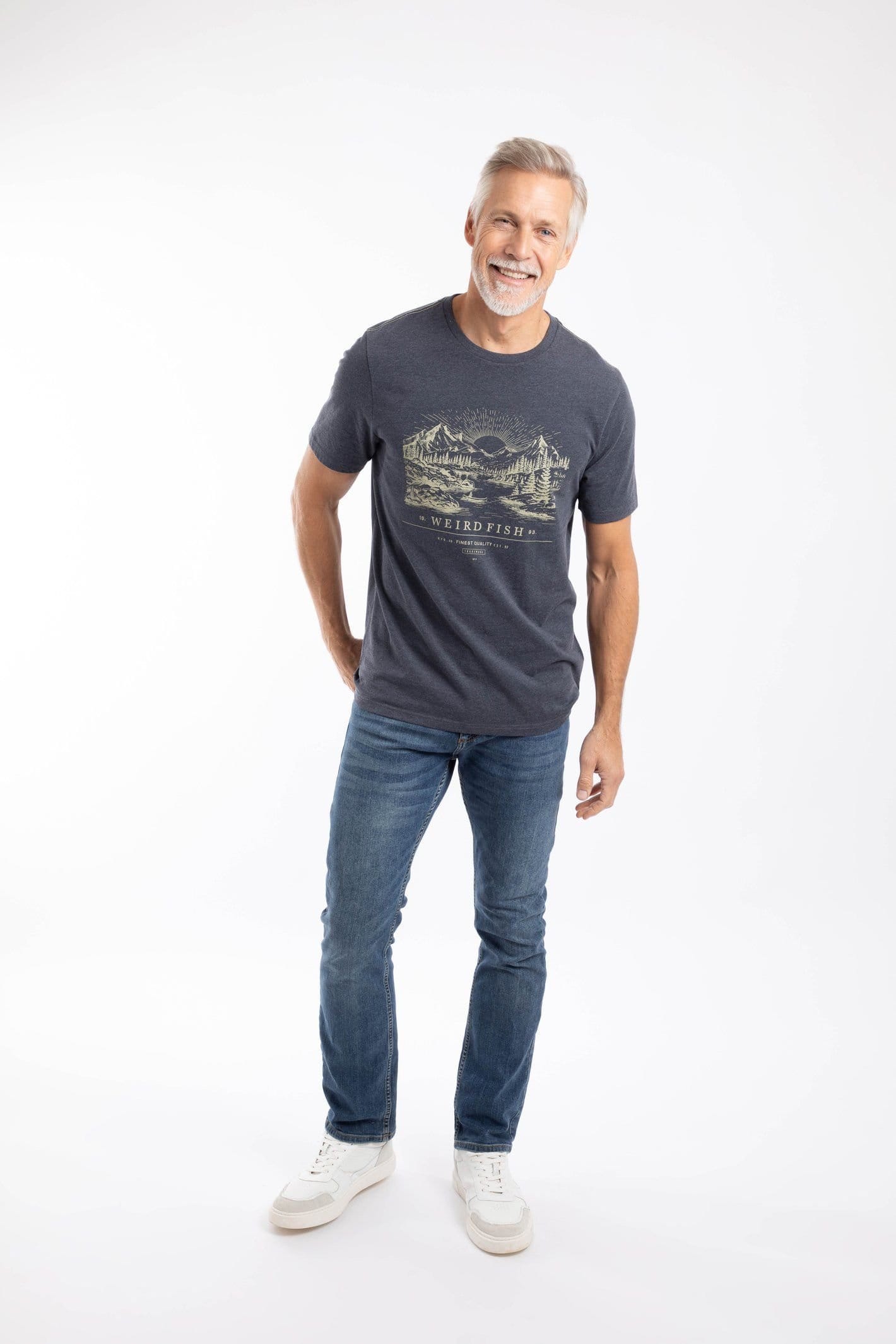 Weird Fish Weird Fish Men's Sunrise Front Print Graphic T-Shirt in Navy - 4