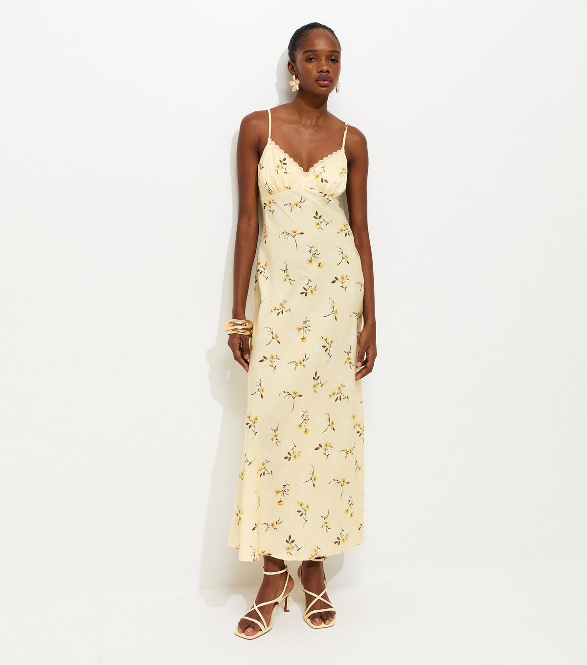 New Look Women's Yellow Daisy Print Lace Trimmed Satin Midi Dress New Look - 3