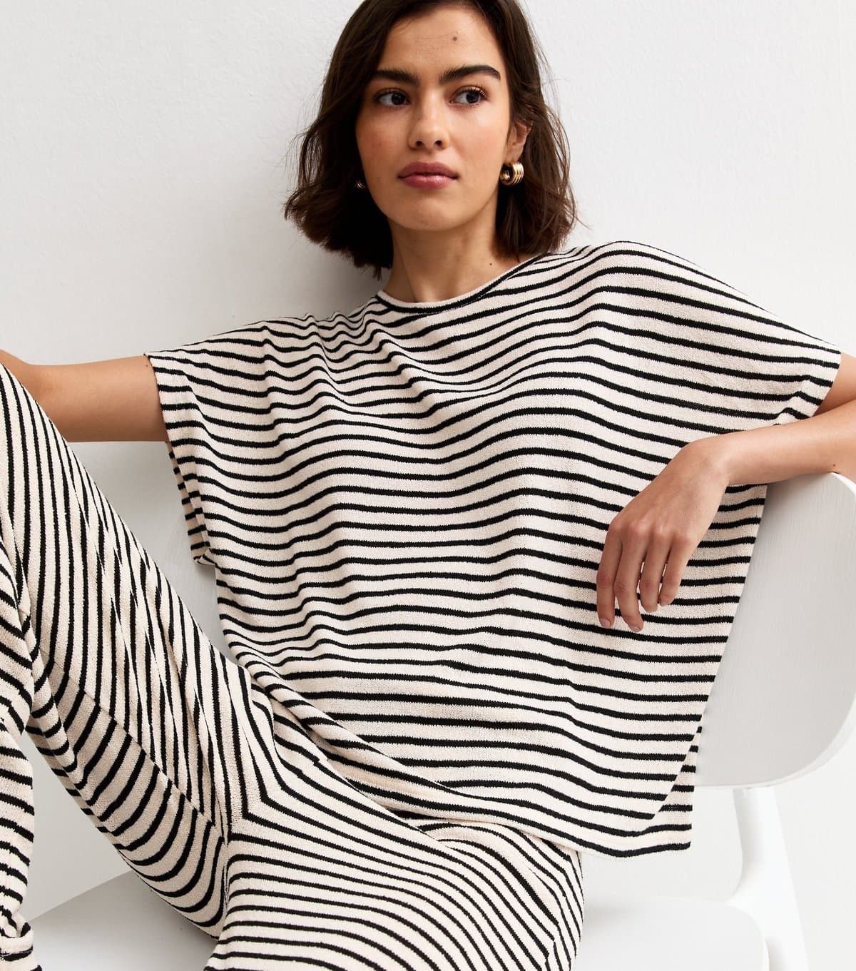 New Look Women's Cream Textured Soft Touch Stripe Top New Look