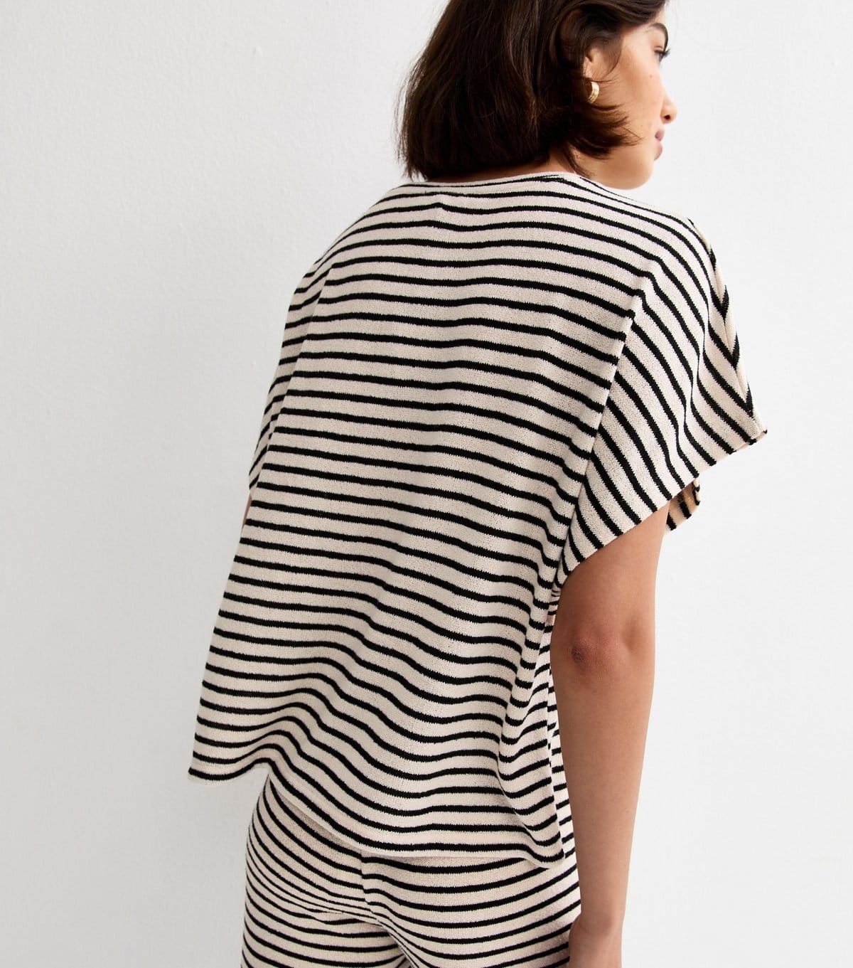 New Look Women's Cream Textured Soft Touch Stripe Top New Look - 4