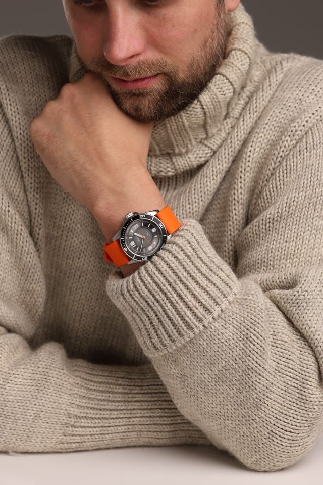 Kennett Kennett Men's Solaxplorer Solar Powered 100m Waterproof Watch in Pale Orange - 3