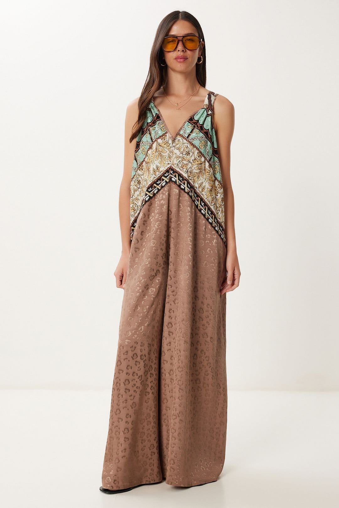 Happiness Istanbul Happiness Istanbul Women's Wide Leg Printed Jumpsuit with V-Neck in Light Brown - 4
