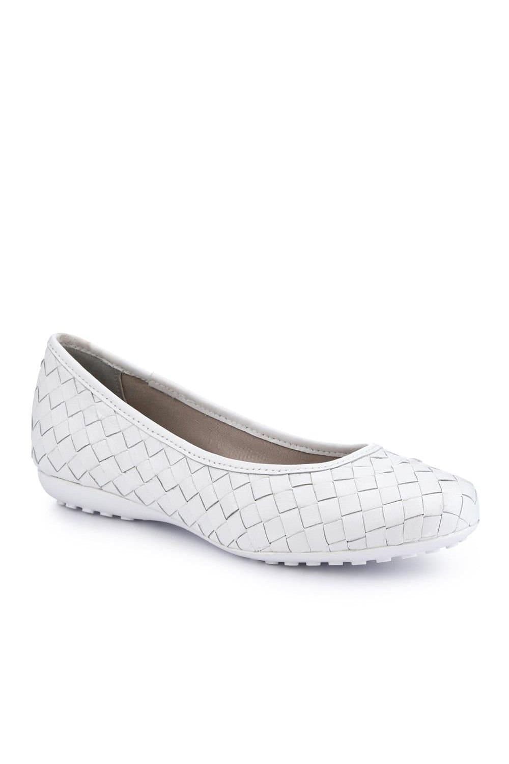 Bellissimo Bellissimo Women's Leather Cushioned Pumps in White