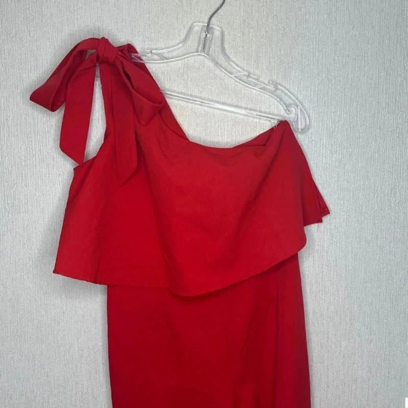 Missguided Missguided Jumpsuit Size 12 red One Shoulder Bow layered sleeveless tapered leg