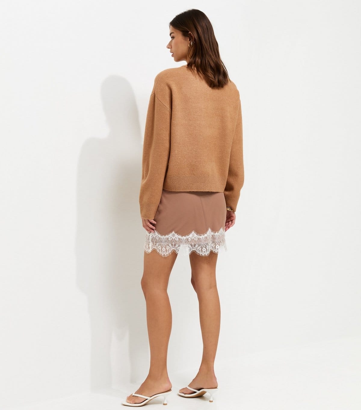 New Look Women's Stone Midweight Crew Neck Jumper New Look - 4