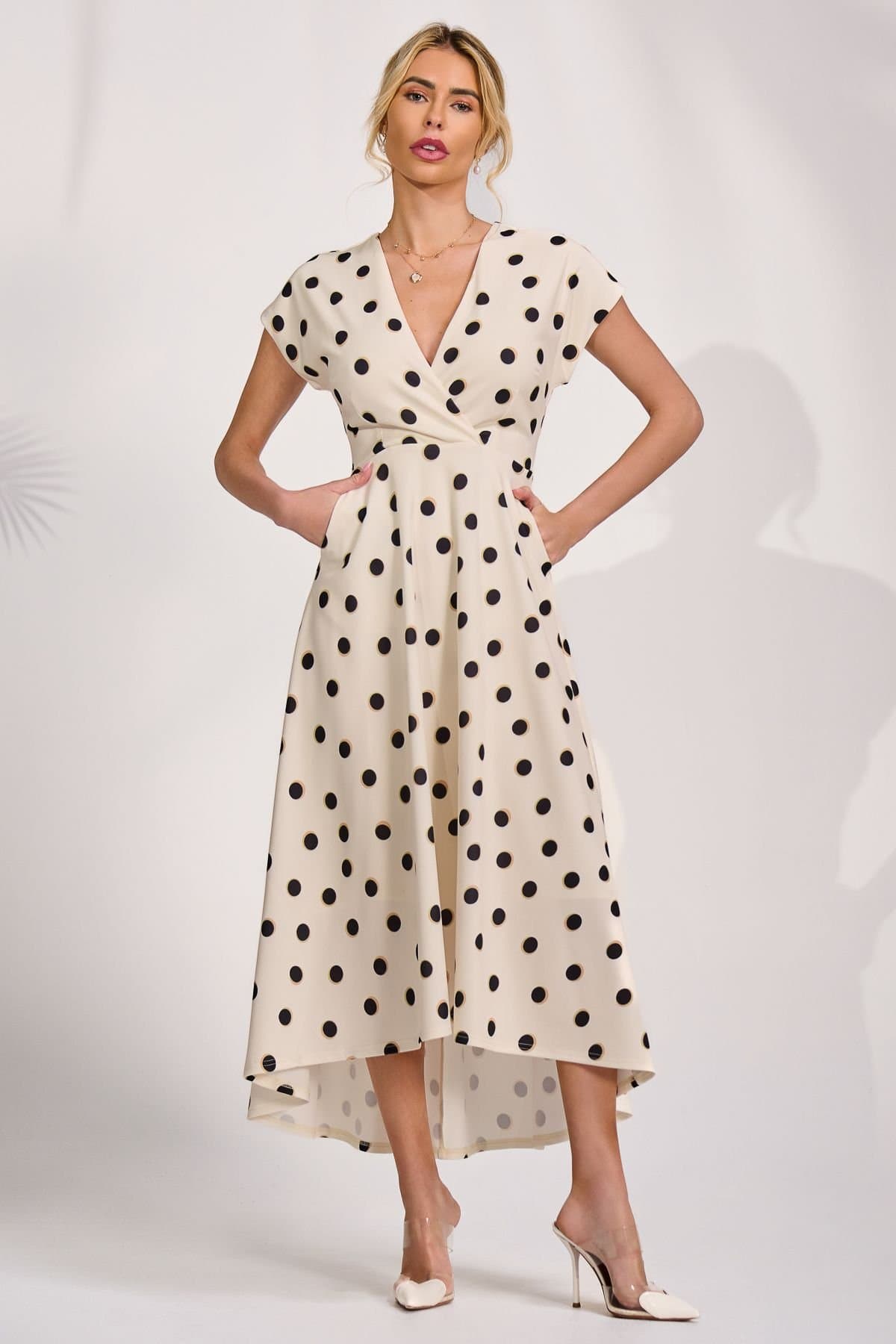 Jolie Moi Jolie Moi Women's Printed Scuba Dipped Hem Maxi Dress in Cream