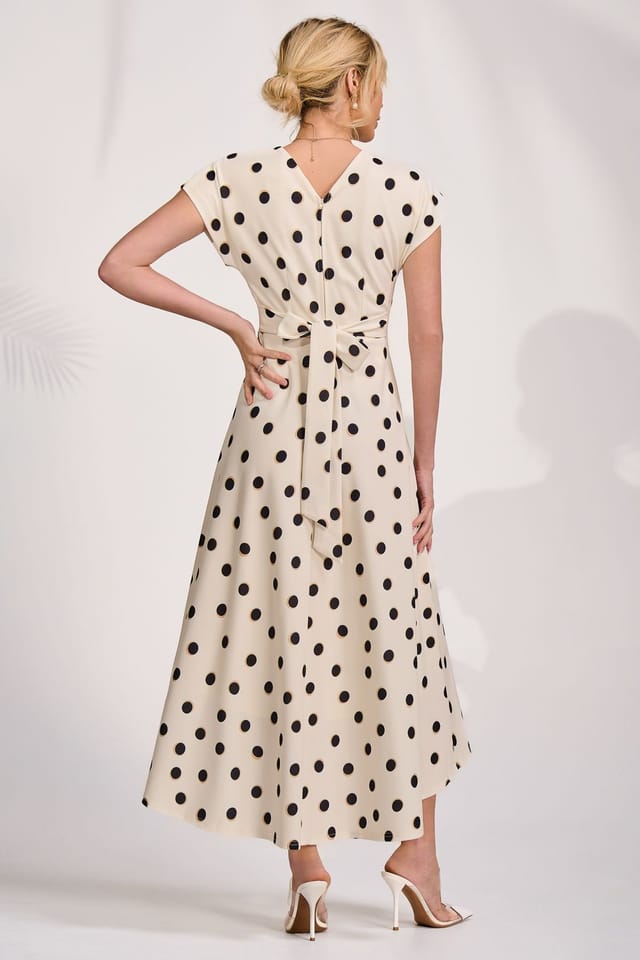 Jolie Moi Jolie Moi Women's Printed Scuba Dipped Hem Maxi Dress in Cream - 2