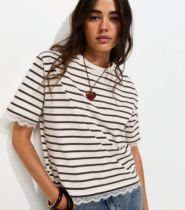 New Look Women's Brown Cotton Striped Lace Trim Boxy T-Shirt New Look - 2