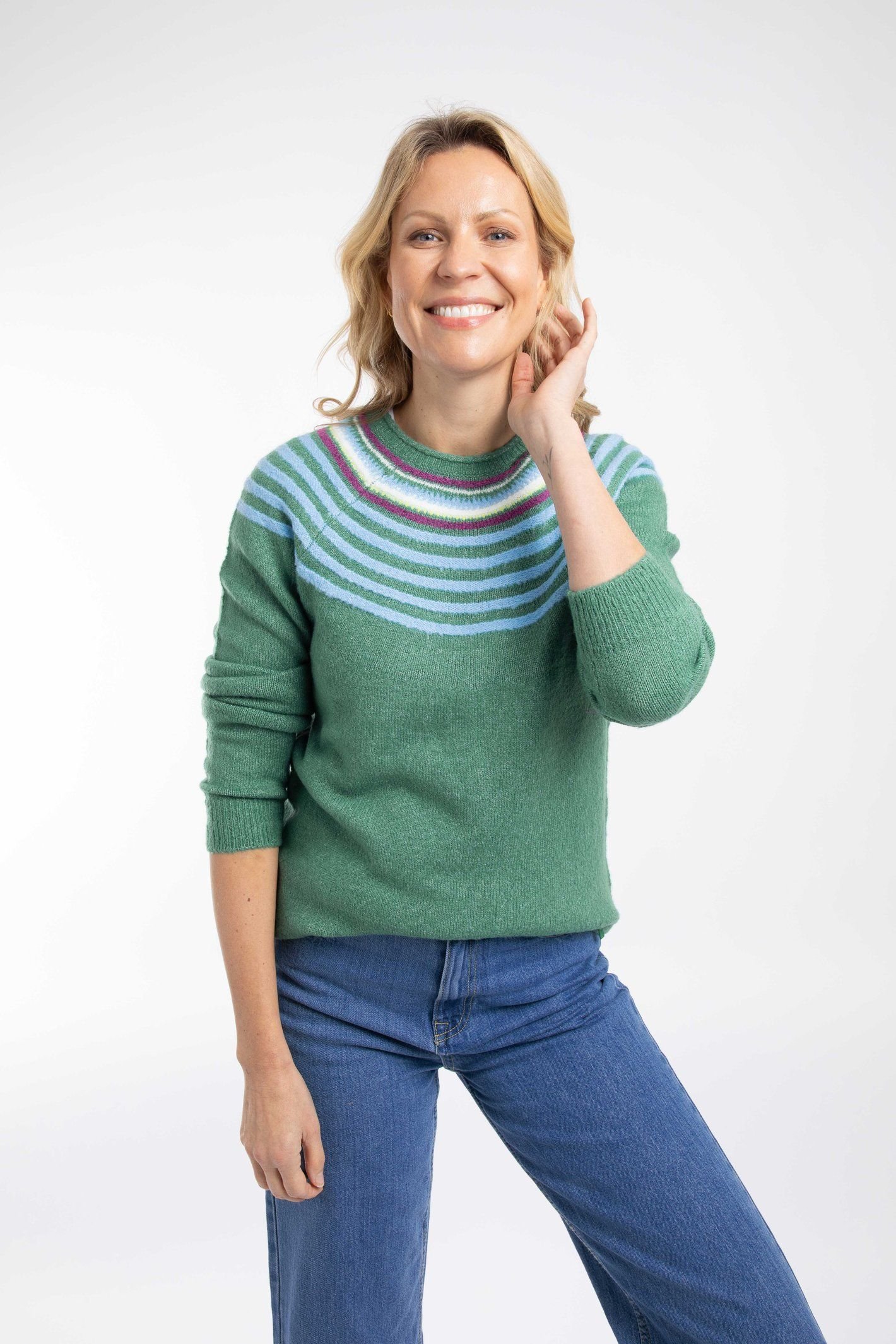 Weird Fish Weird Fish Women's Sinatra Patterned Knit Jumper in Dark Green - 3