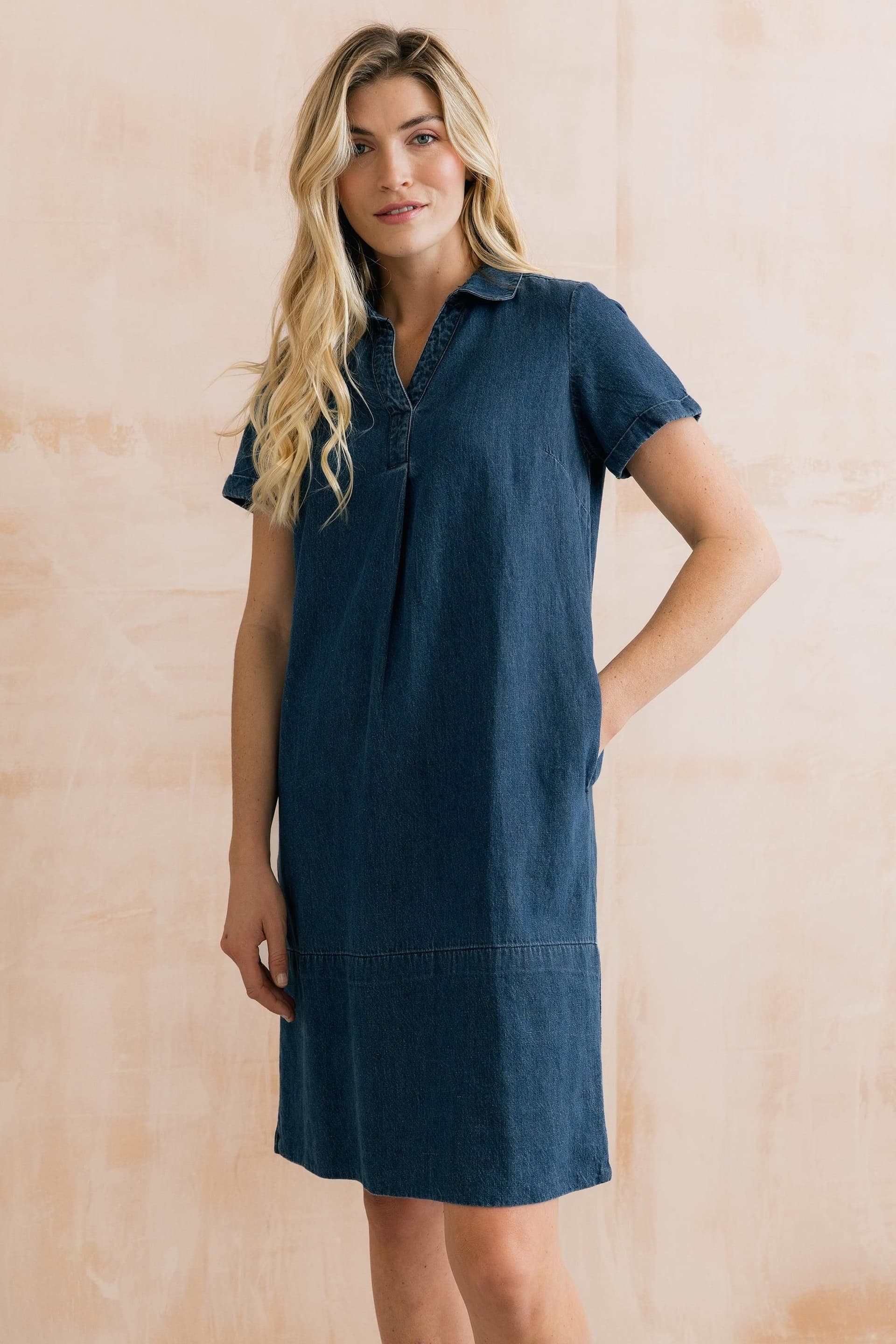 Lily & Me Lily & Me Women's Lavender Short Sleeve Collared V-Neck Denim Dress in Blue
