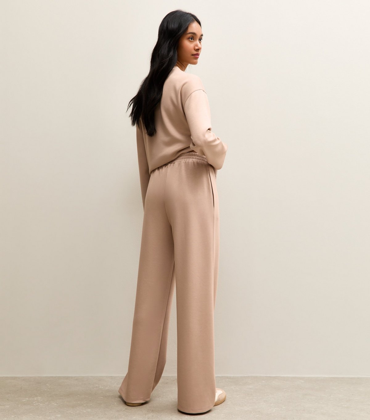 New Look Women's Premium Mink Front Seam Wide Leg Joggers New Look - 4