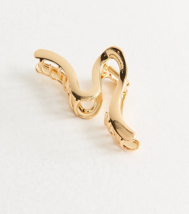 New Look Gold Tone Metal Wavy Hair Claw Clip New Look - 3
