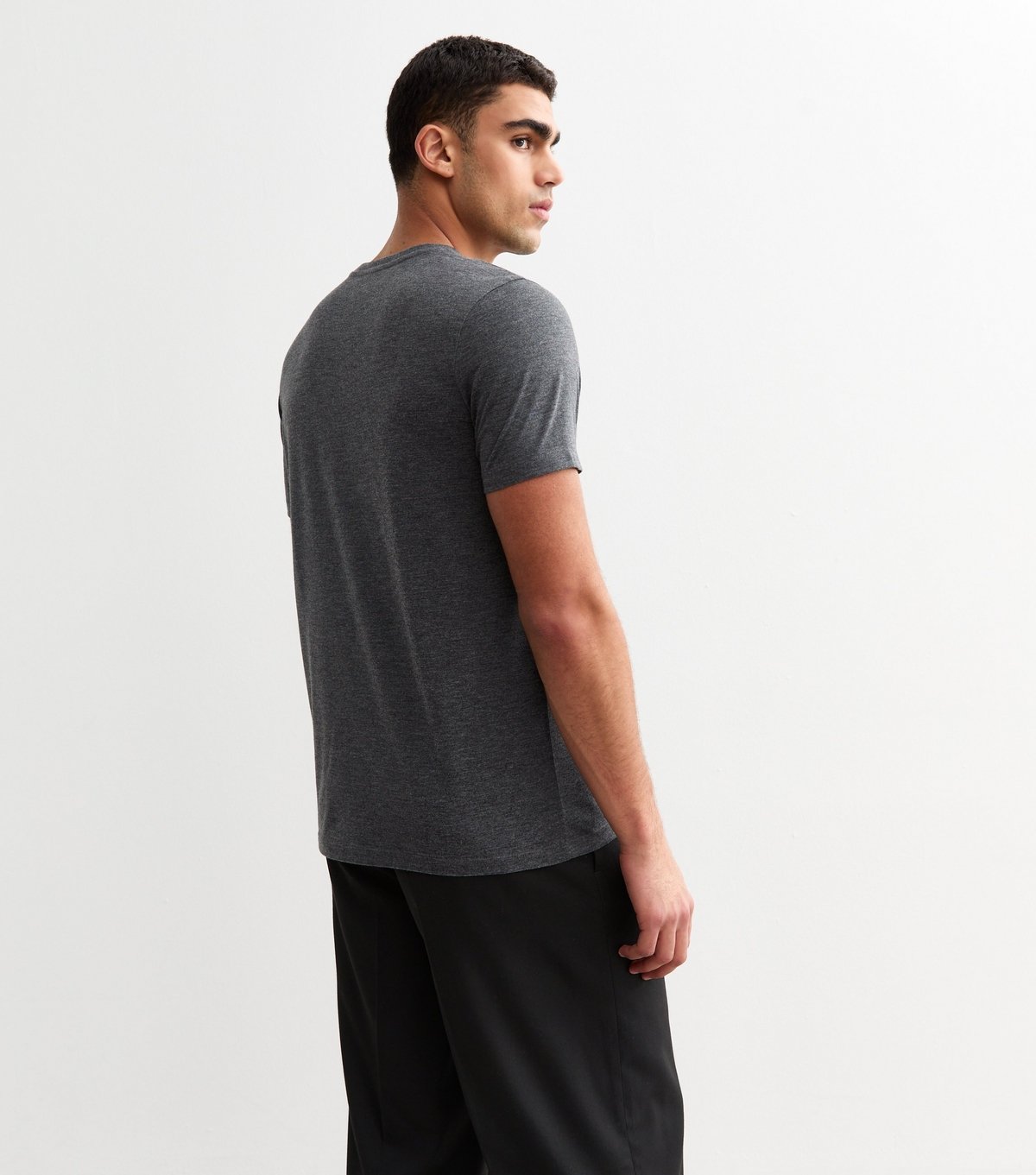 New Look Men's Dark Grey Regular Cotton T-Shirt New Look - 4