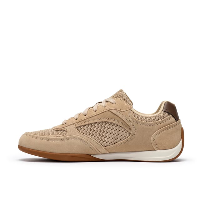 Clarks Clarks Men's Upton Lace Dark Sand Suede Trainers, Lace Up in Beige - 2