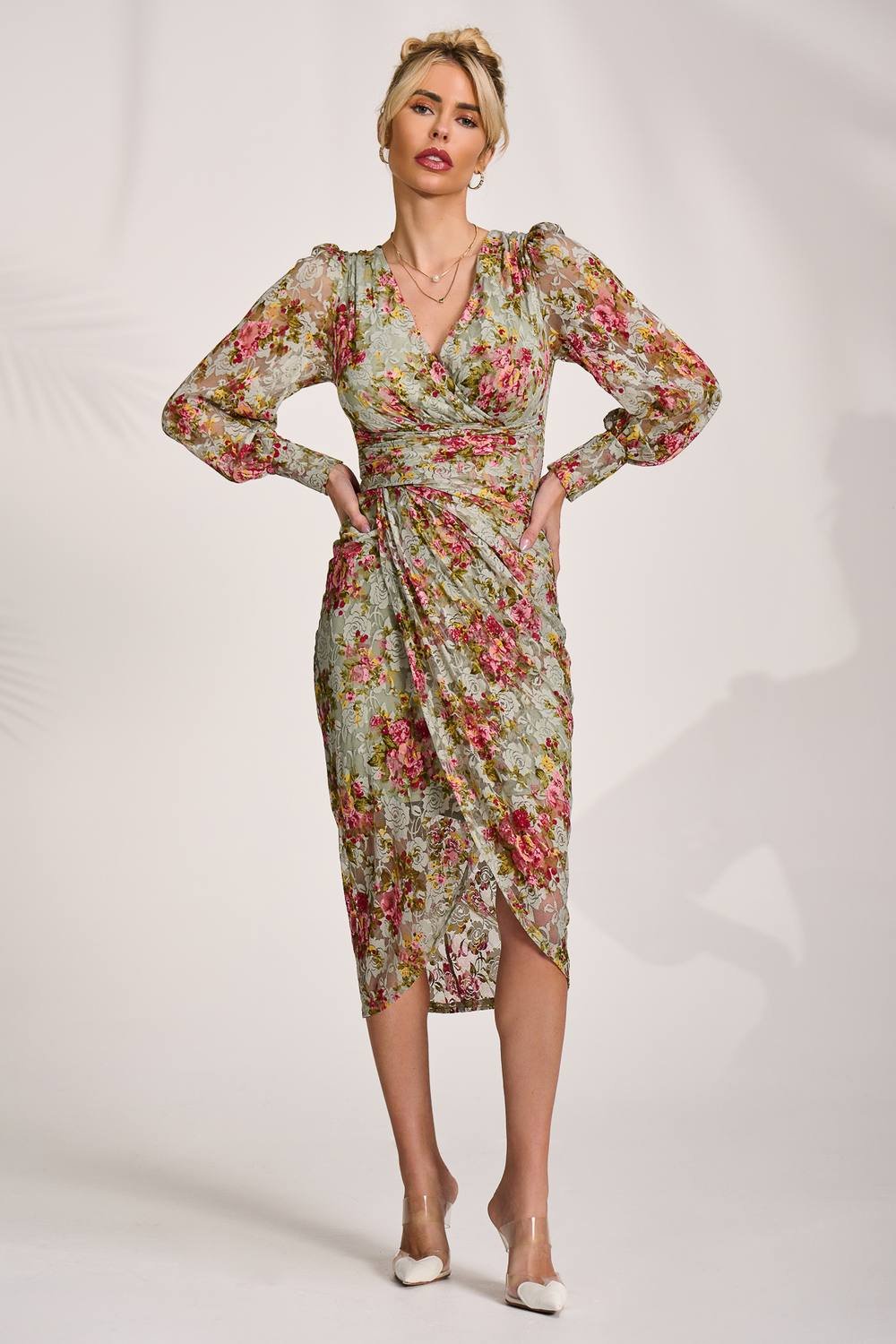 Jolie Moi Jolie Moi Women's Lace Long Sleeve Ruched Bodycon Dress in Green - 3