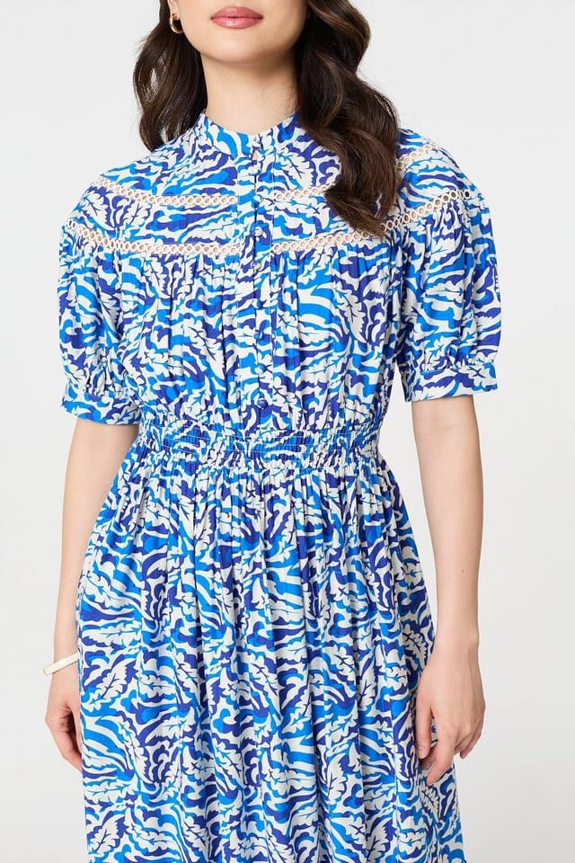 Izabel London Izabel London Women's Leaf Print 1/2 Sleeve Midi Shirt Dress in Blue - 2