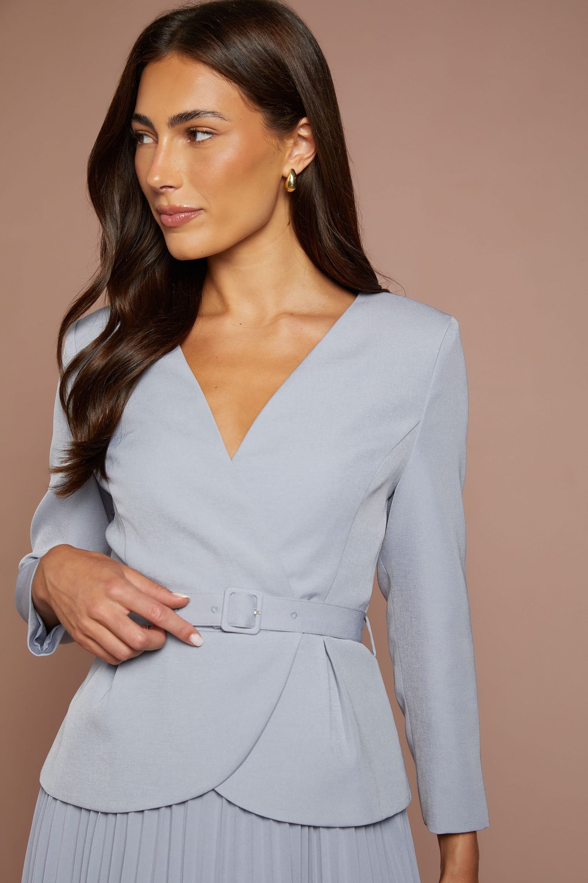 Coast Coast Women's Crepe Bodice Long Sleeve Pleated Midi Dress in Dusty Blue - 4