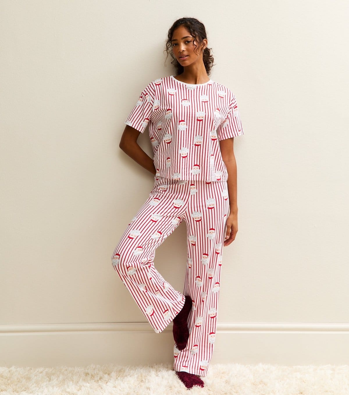 New Look Women's Red Christmas Santa Print Striped Pyjama Set New Look - 4