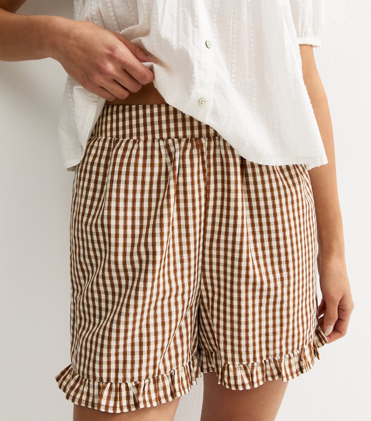 New Look Women's Brown Gingham Frill Shorts New Look - 2