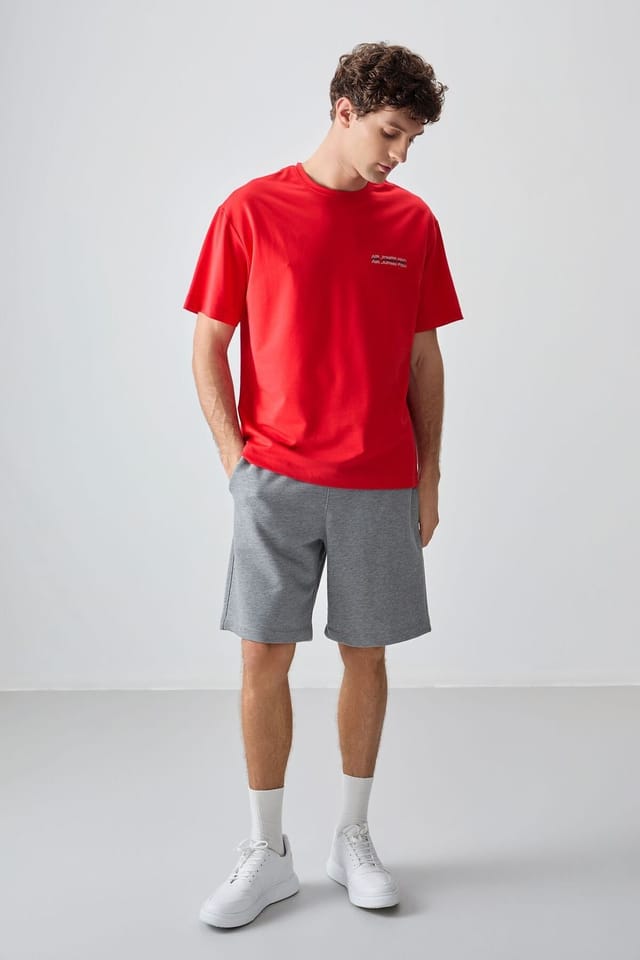Tommy Life Tommy Life Men's Oversized Printed Cotton Jersey T-Shirt in Red - 2