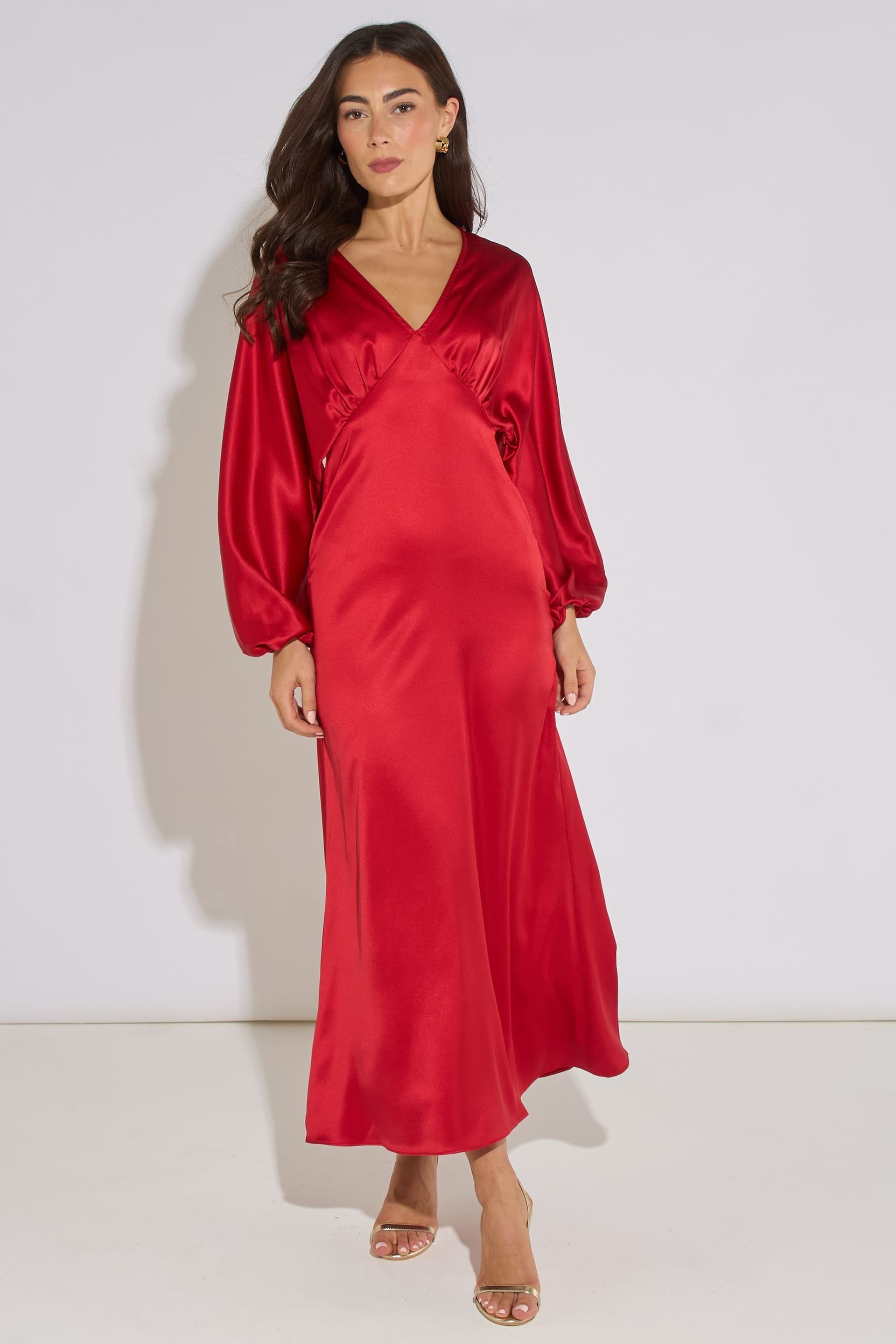 Gini London Gini London Women's Red V Neck Batwing Blouson Sleeves Satin Midaxi Dress