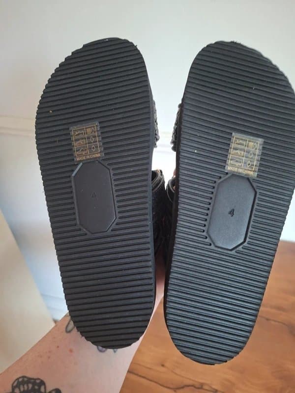 Schuh Schuh Black Woven Strap Sandals – Size UK 4 Vegan Friendly