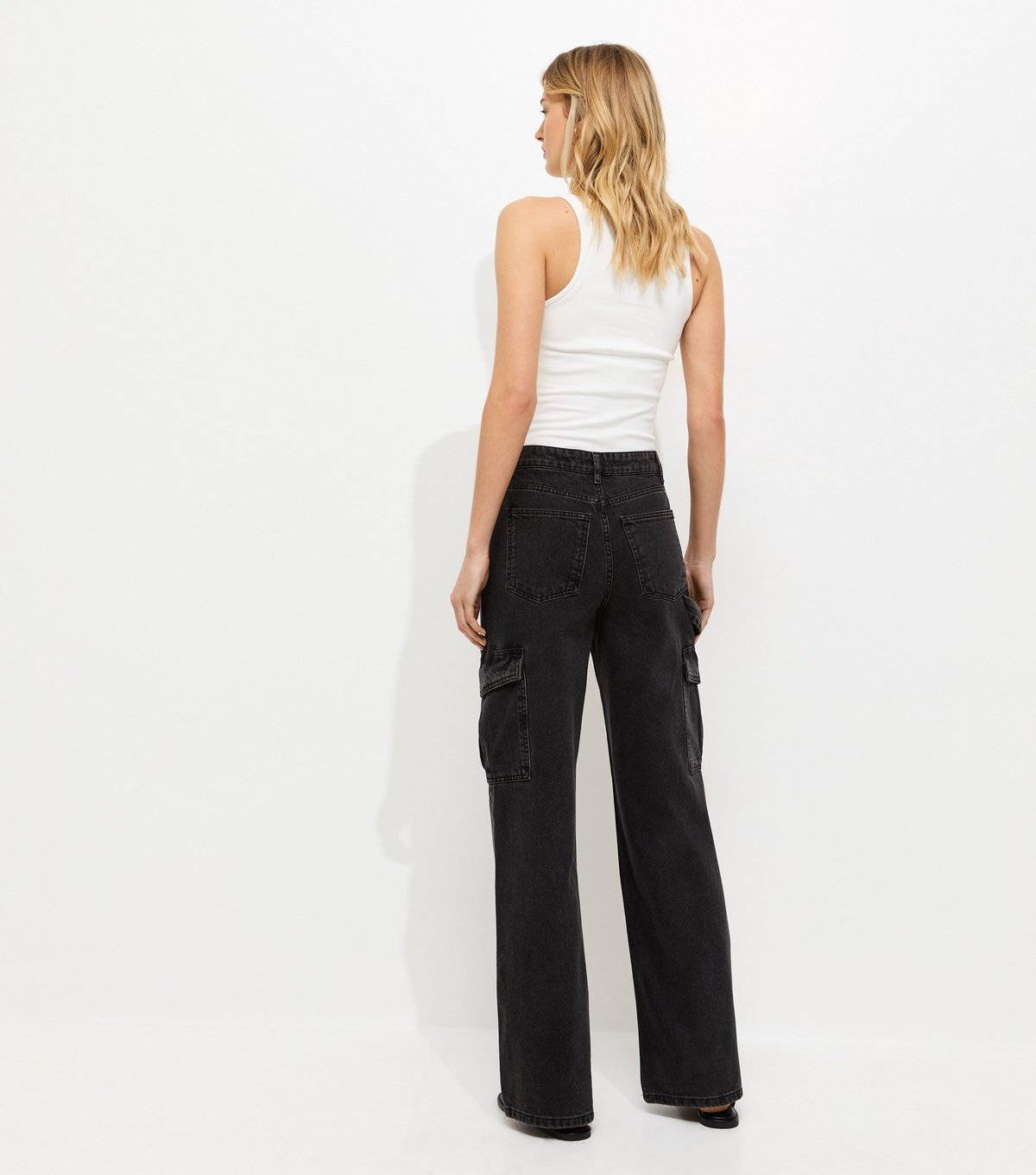 New Look Women's Tall Washed Black Cargo Pocket Jeans New Look - 3