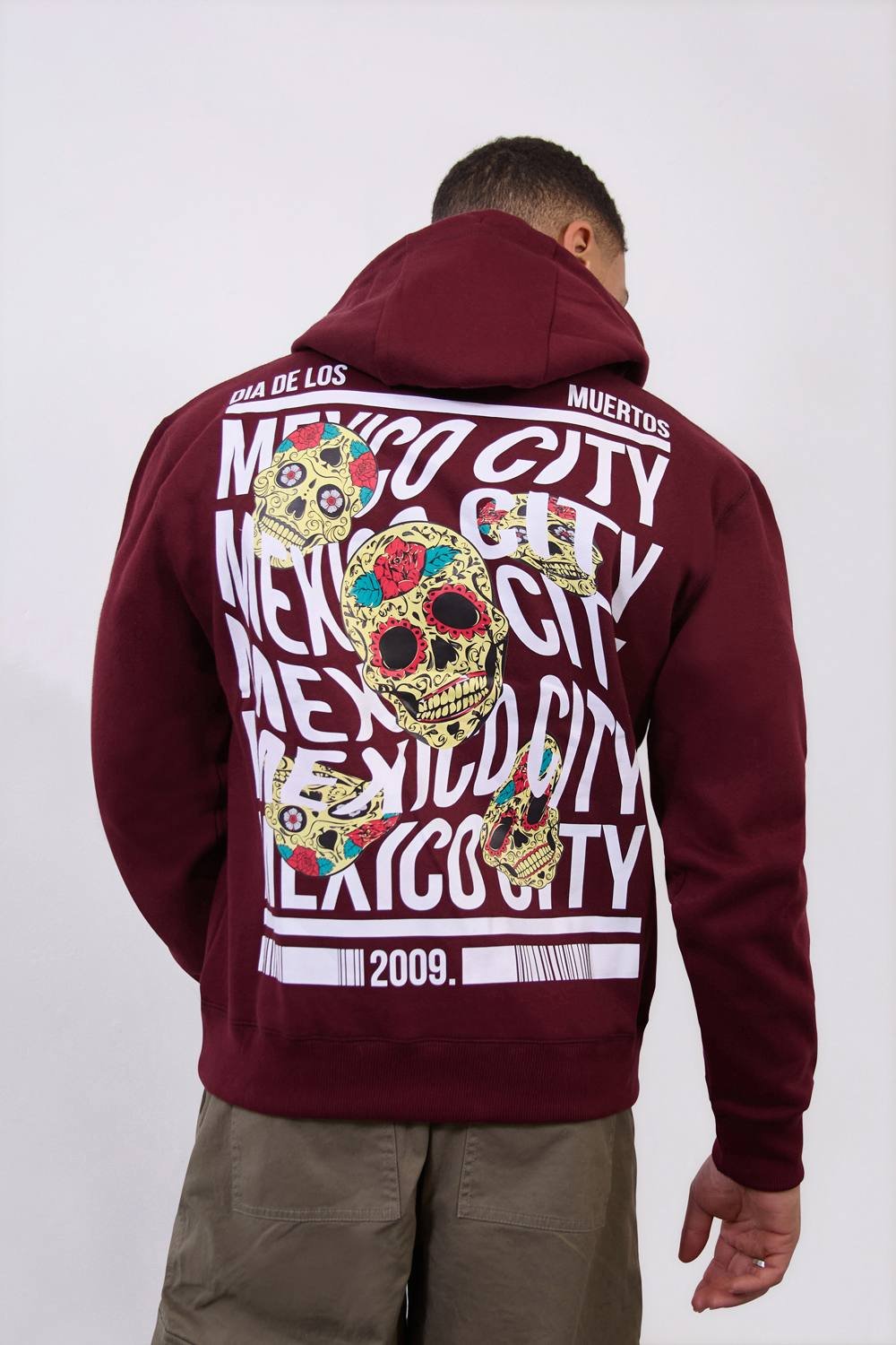 LONDON ATTITUDE LONDON ATTITUDE Men's Burgundy Mexico City Dia De Los Muertos Skull Relax Fit Hoodie - 2