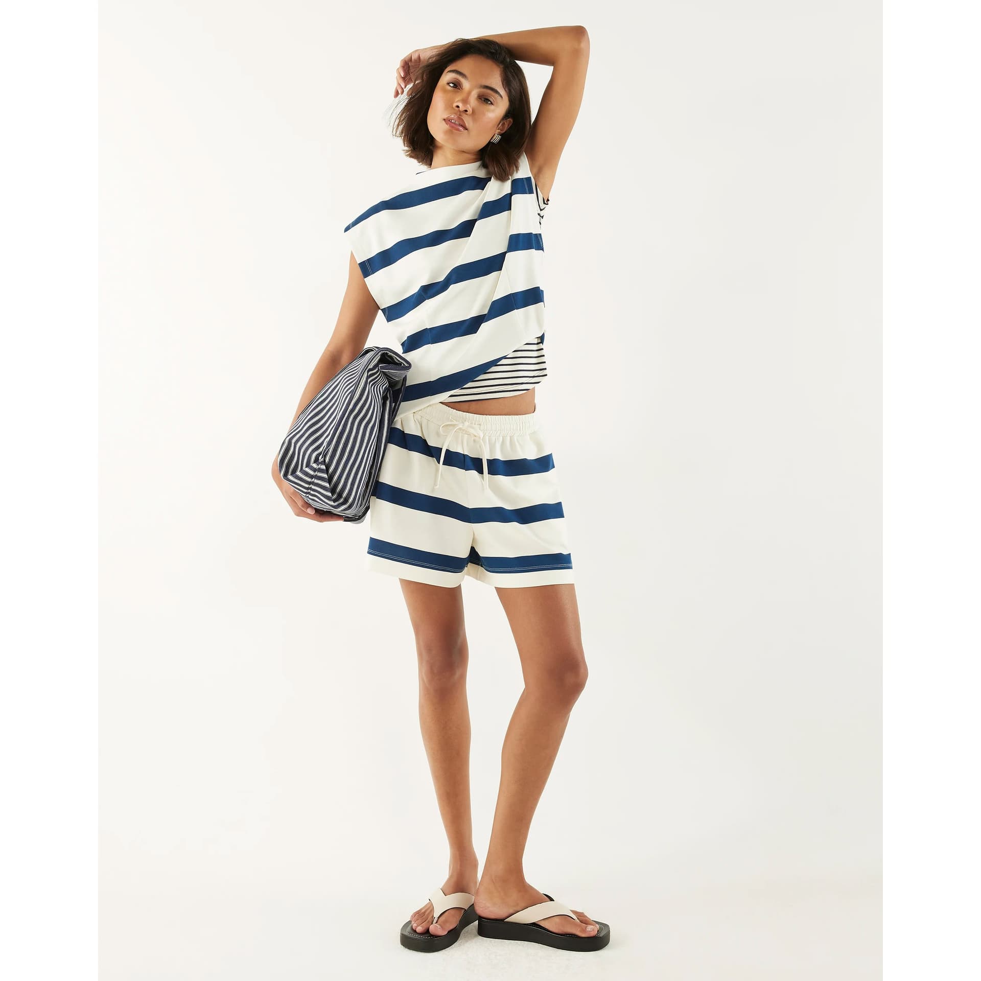 River Island River Island Womens Navy Premium Stripe Pull On Shorts