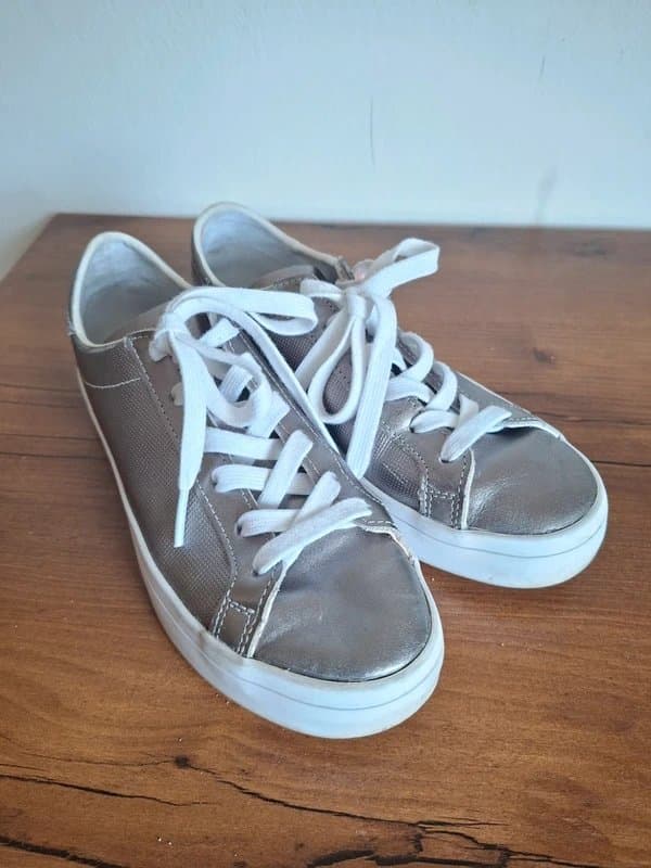 adidas Adidas Originals Silver Trainers - Size UK 4