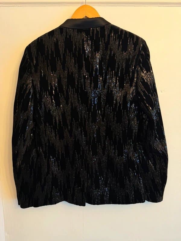 ASOS Design Mens black velvet and sequin tuxedo blazer. Size 38 Short used.
