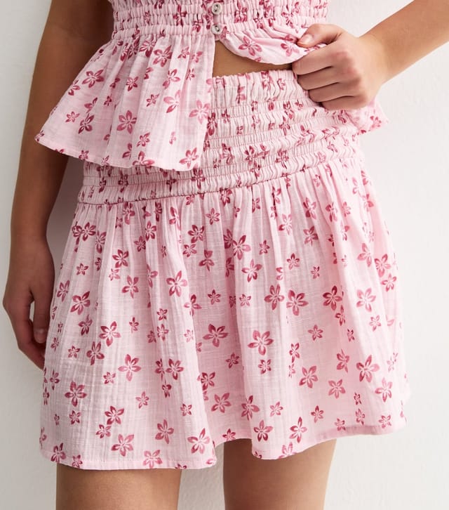 New Look Girls' Pink Cotton Floral Ruched Mini Skirt New Look - 2