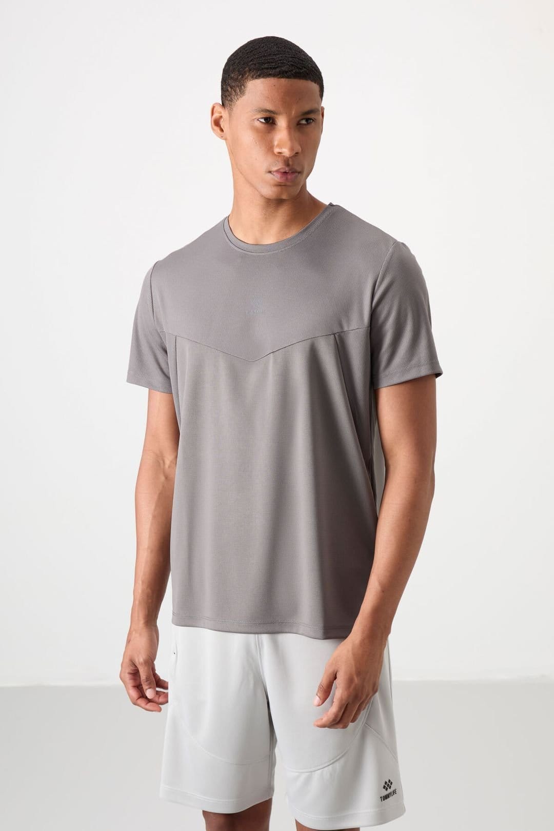 Tommy Life Tommy Life Men's Solid Polyester Crew Neck T-Shirt in Grey - 4