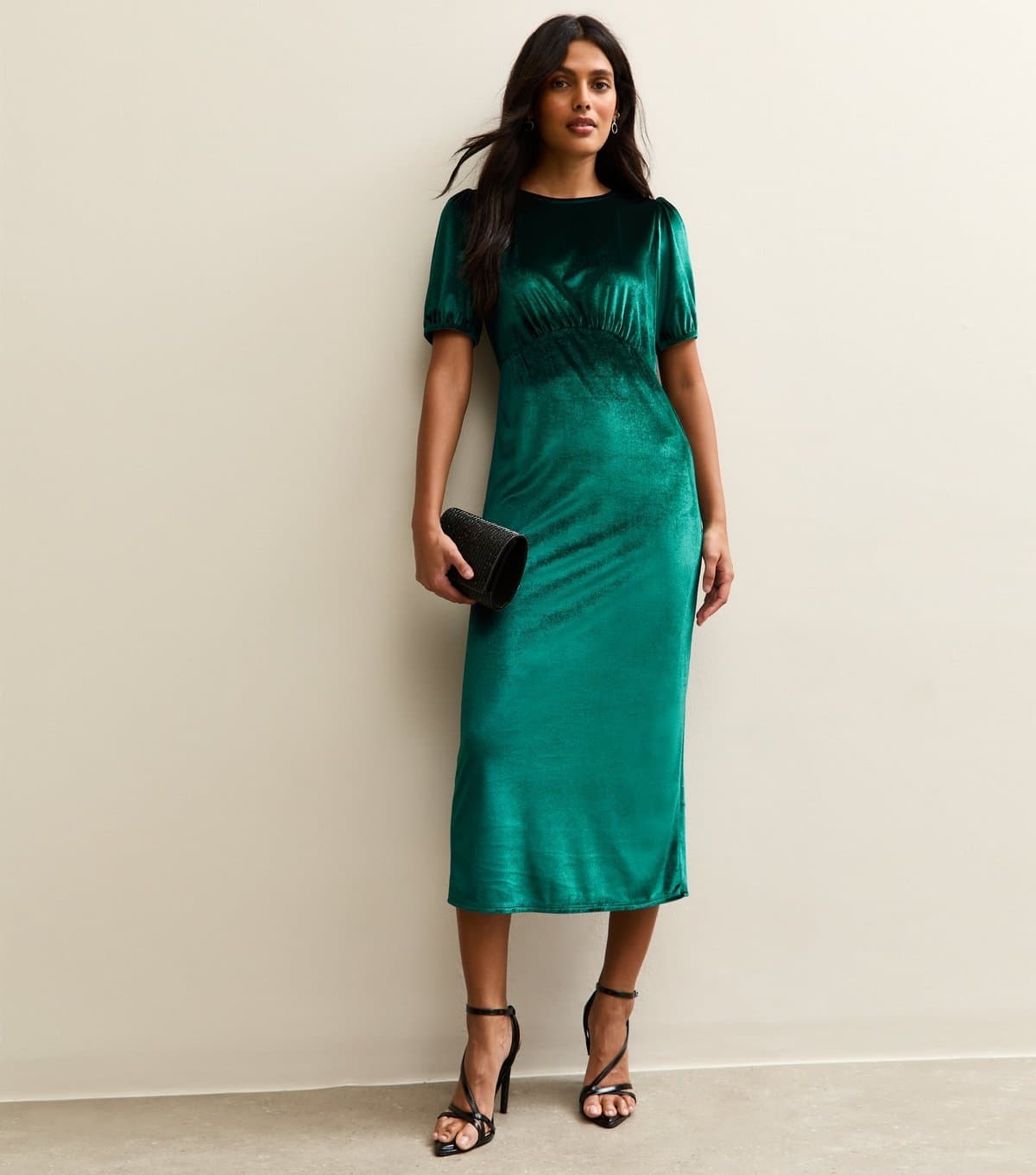 New Look Women's Dark Green Velvet Puff Sleeve Midi Dress New Look