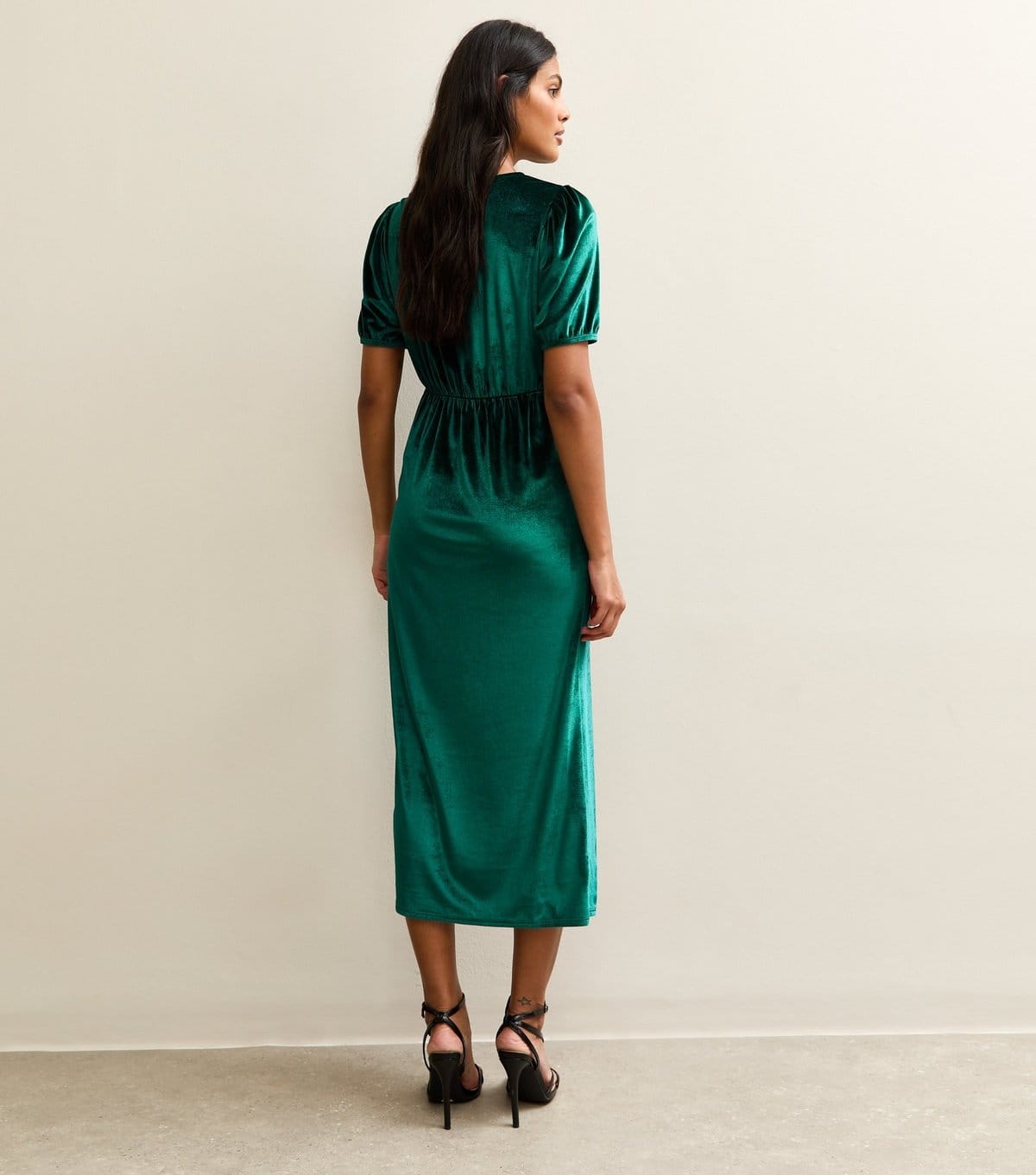 New Look Women's Dark Green Velvet Puff Sleeve Midi Dress New Look - 4
