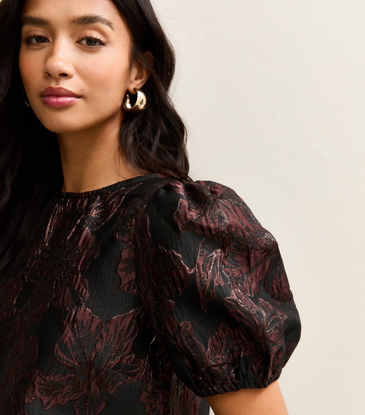 New Look Women's Petite Dark Burgundy Floral Jacquard Puff Sleeve Top New Look - 3