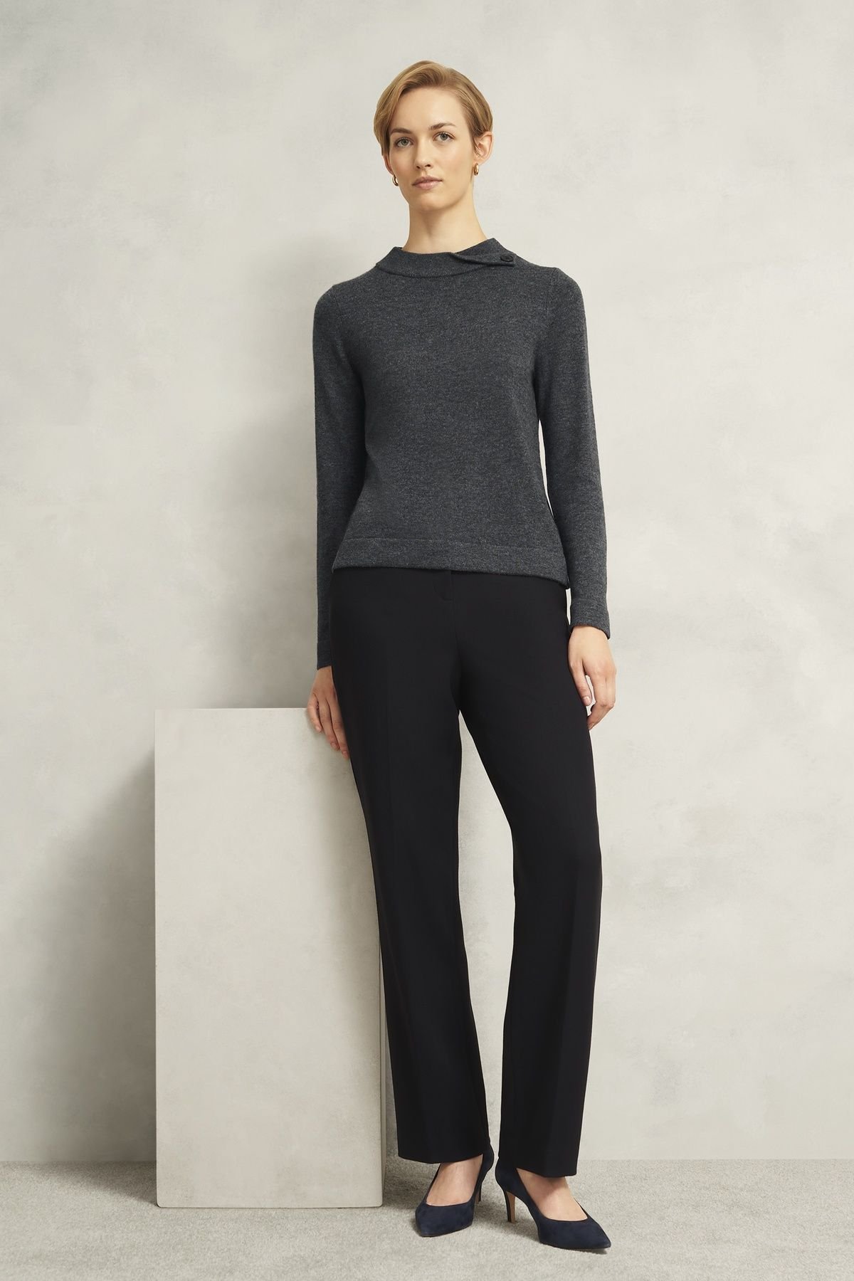 Hobbs London Hobbs London Women's Talia Jumper in Dark Grey - 3