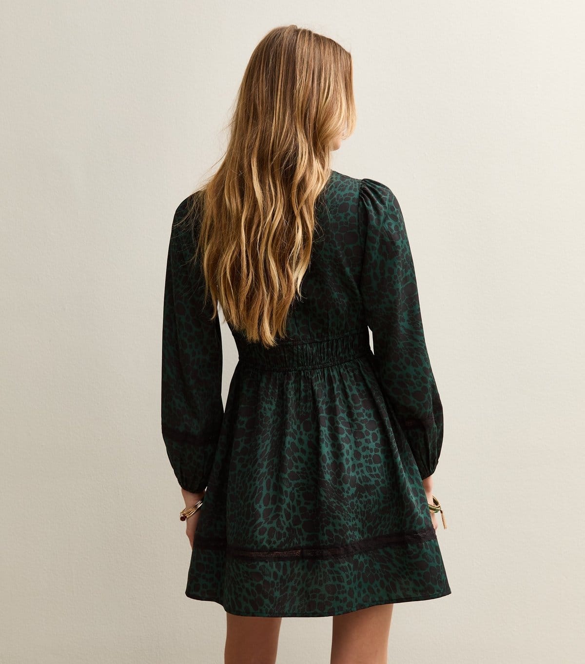 New Look Women's Green Animal Print Long Sleeve Mini Dress New Look - 4