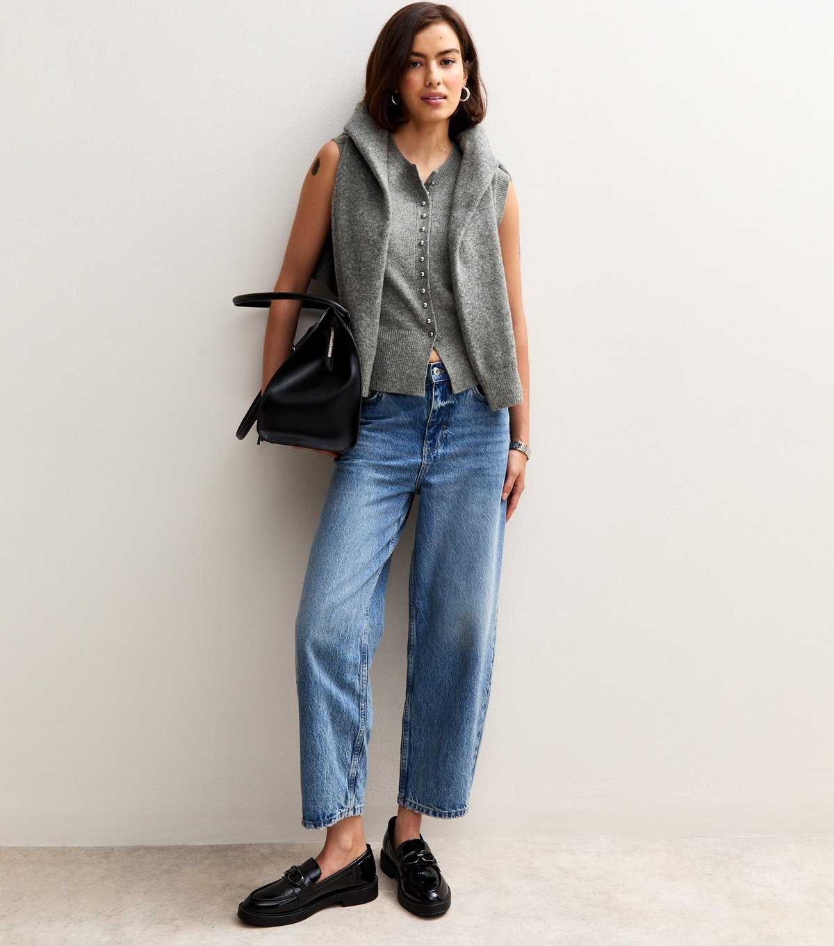 New Look Women's Grey Crew Neck Contrast Button Knit Waistcoat New Look - 2