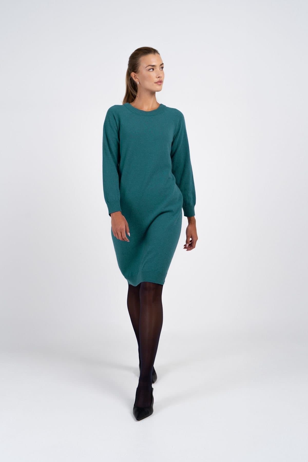 Kettlewell Kettlewell Women's Crew Neck Knitted Dress in Turquoise