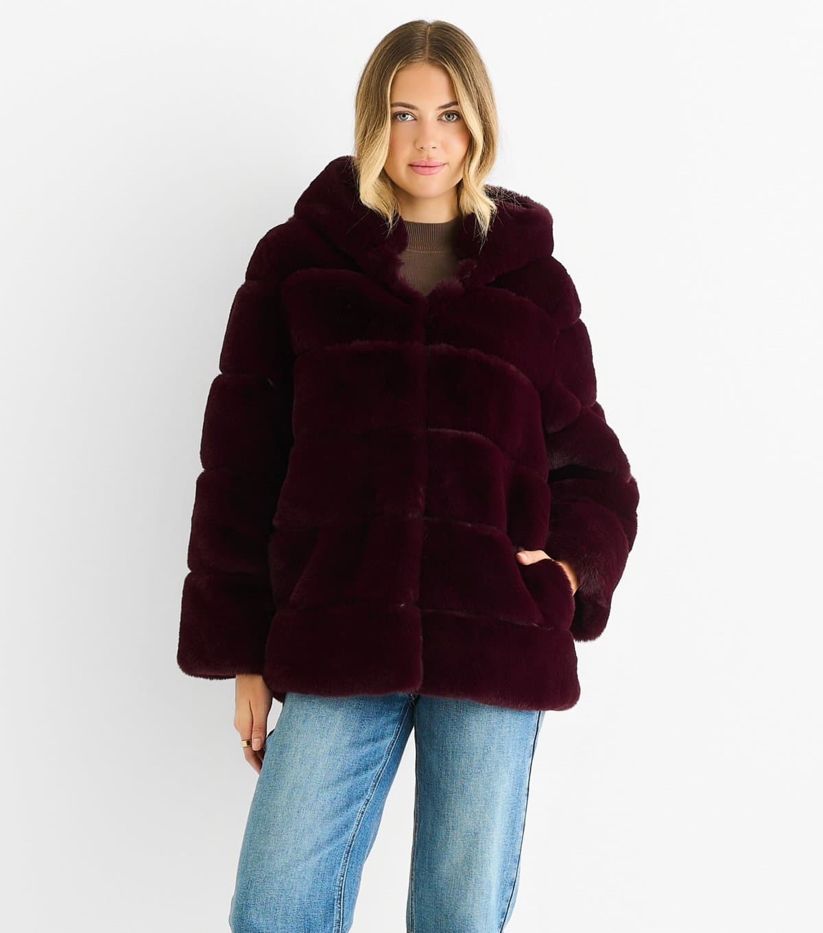 Gini London Women's Light Burgundy Faux Fur Hooded Jacket Gini London New Look