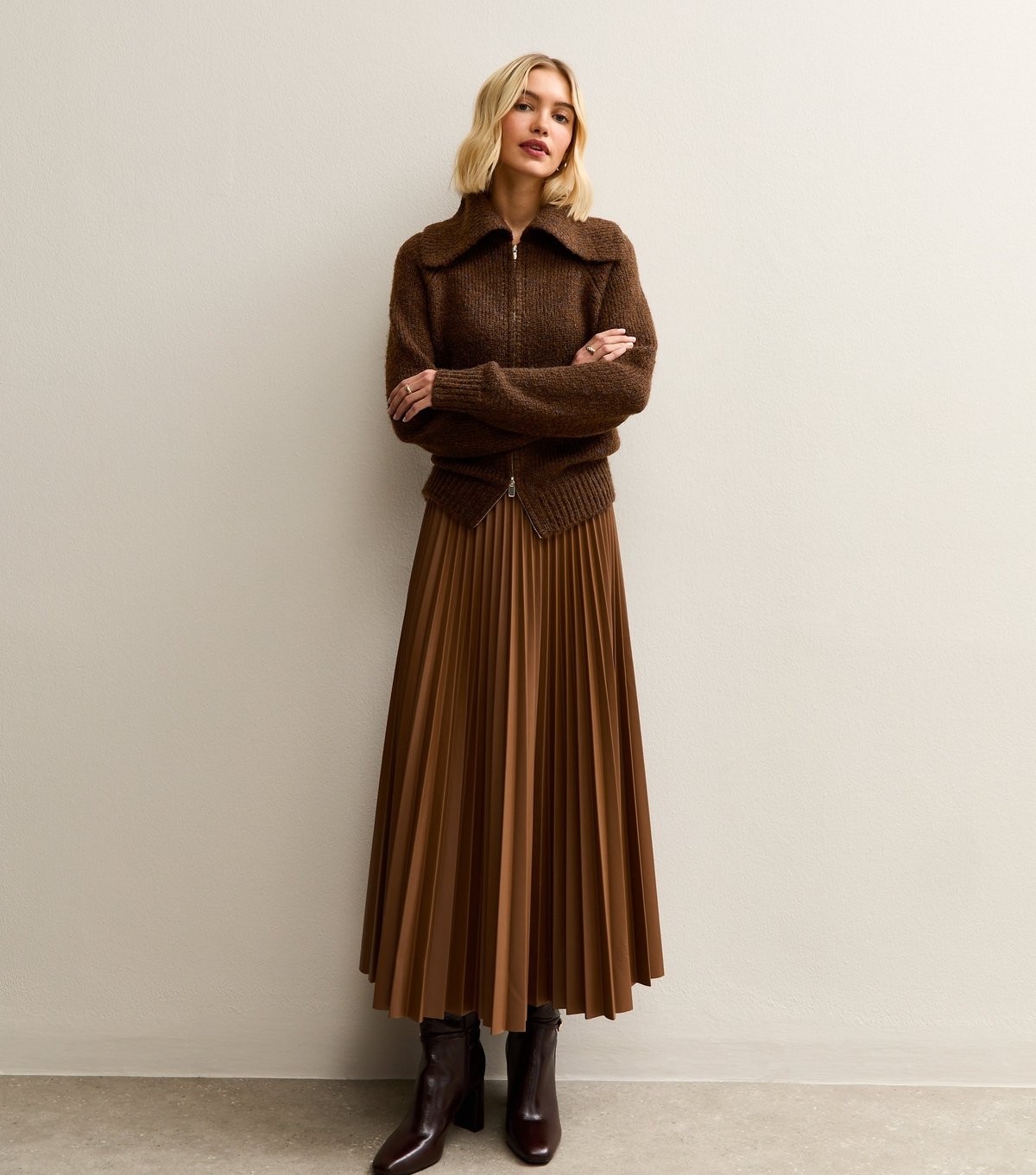 New Look Women's Dark Brown Oversized Collar Zip Through Cardigan New Look - 3