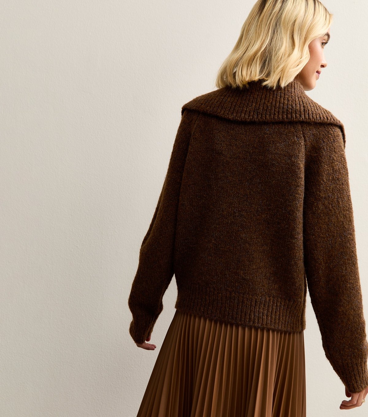 New Look Women's Dark Brown Oversized Collar Zip Through Cardigan New Look - 4