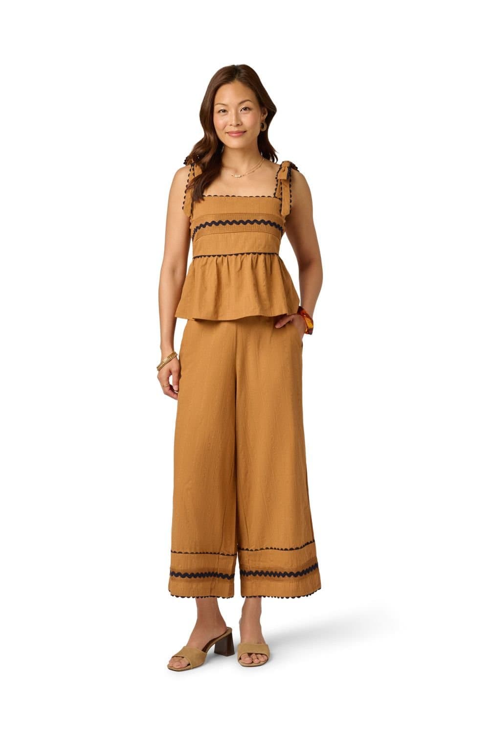Adrianna Papell Adrianna Papell Women's Capri Trousers in Brown