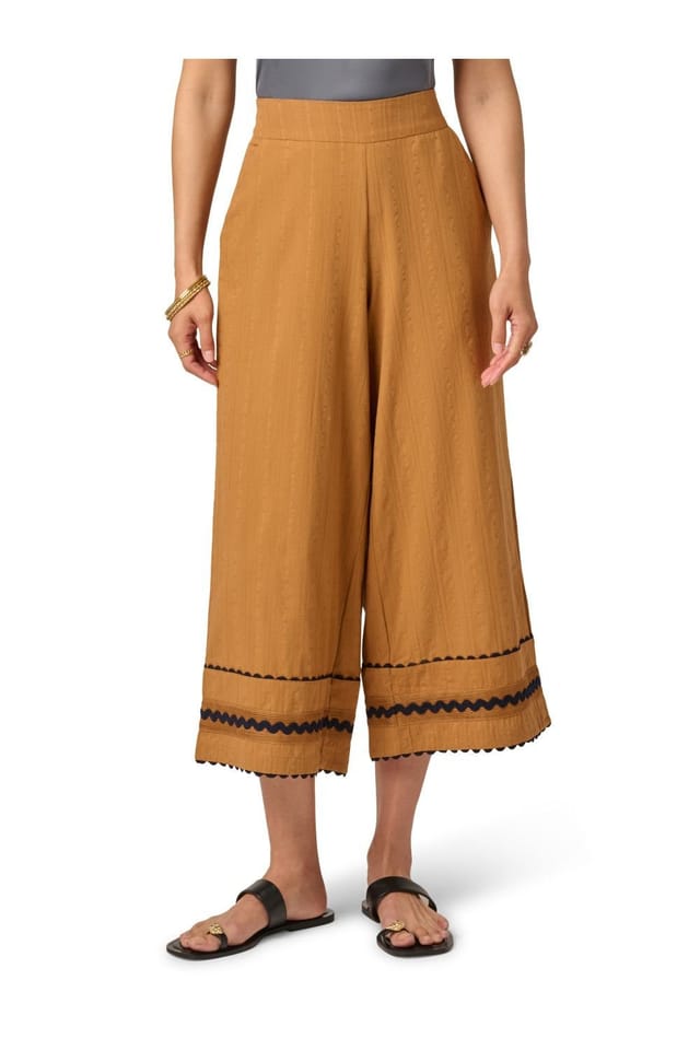 Adrianna Papell Adrianna Papell Women's Capri Trousers in Brown - 2