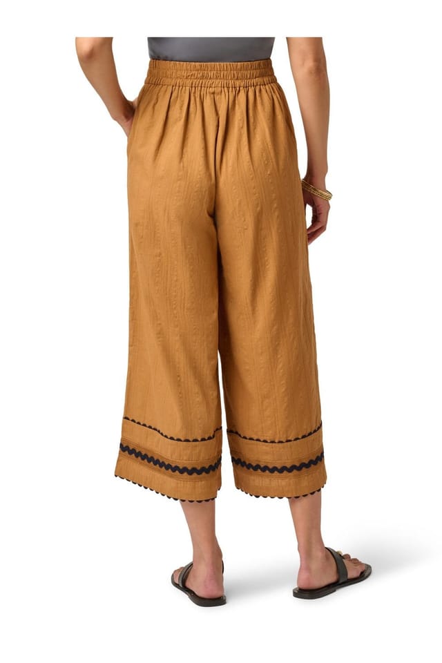 Adrianna Papell Adrianna Papell Women's Capri Trousers in Brown - 3